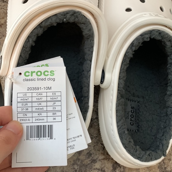 White Fur-Lined Crocs - Picture 5 of 11